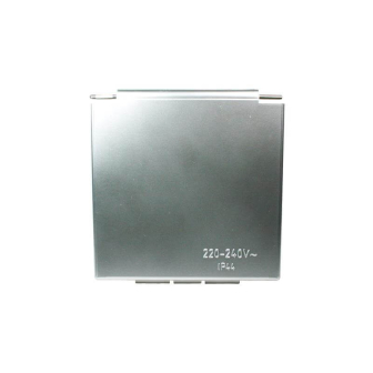 Klep zilver voor CEE-wandinvoerdoos verpakt